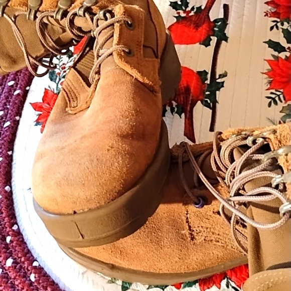 SALE...Vibram men's 6.5 or women's 8.5 boots in VGC, brown. - Picture 6 of 7